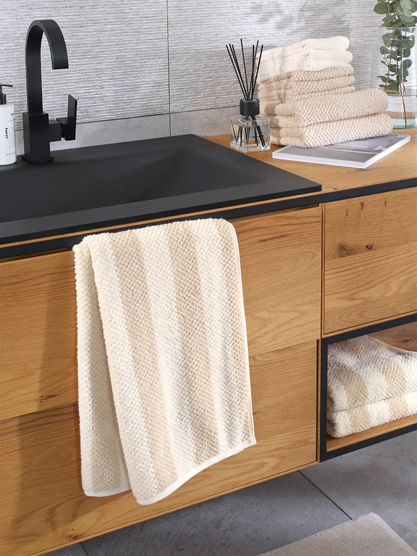 CAWÖ | Duschtuch PURE STRIPES 80x150cm Beige | 